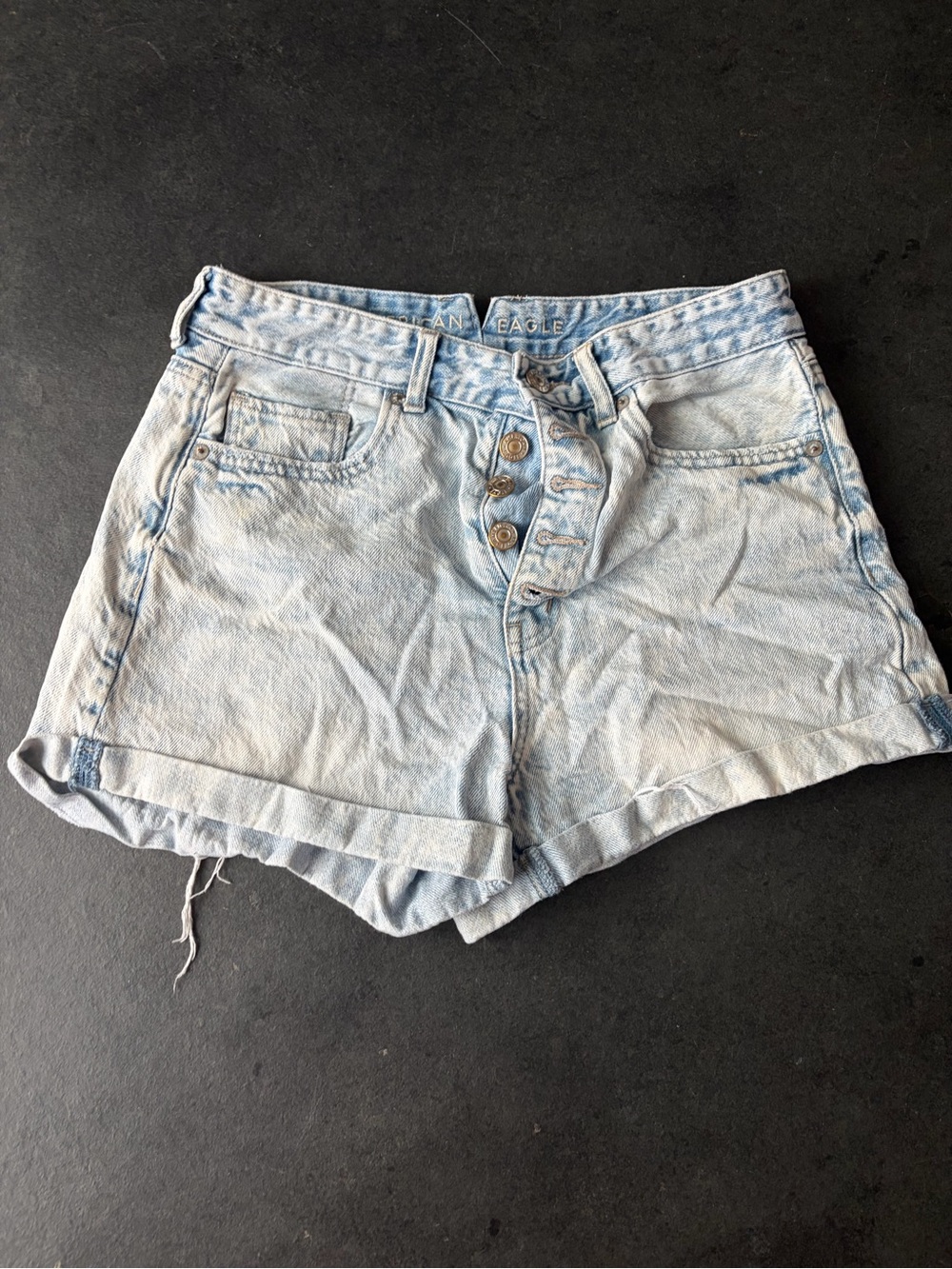 American eagle high waisted light wash jean shorts